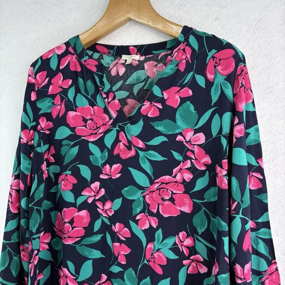 Talbots Women’s Navy/Pink‎ Floral Split Neck Long Sleeve Blouse Size Large - Picture 3 of 7